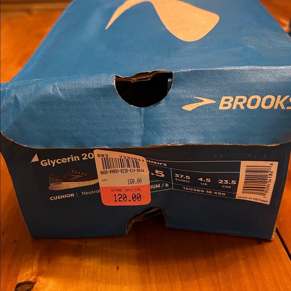 Brooks glycerine 20 navy, lavender, and Teal. Size 6.5M. New. Amazing deal. - Picture 6 of 10